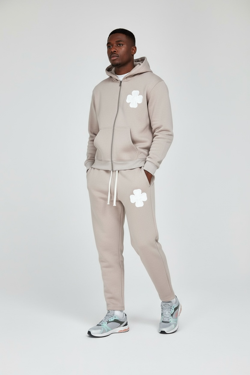 ENSEMBLE CLOVER (HOODIE + JOGGING) – OVERSIZE BEIGE