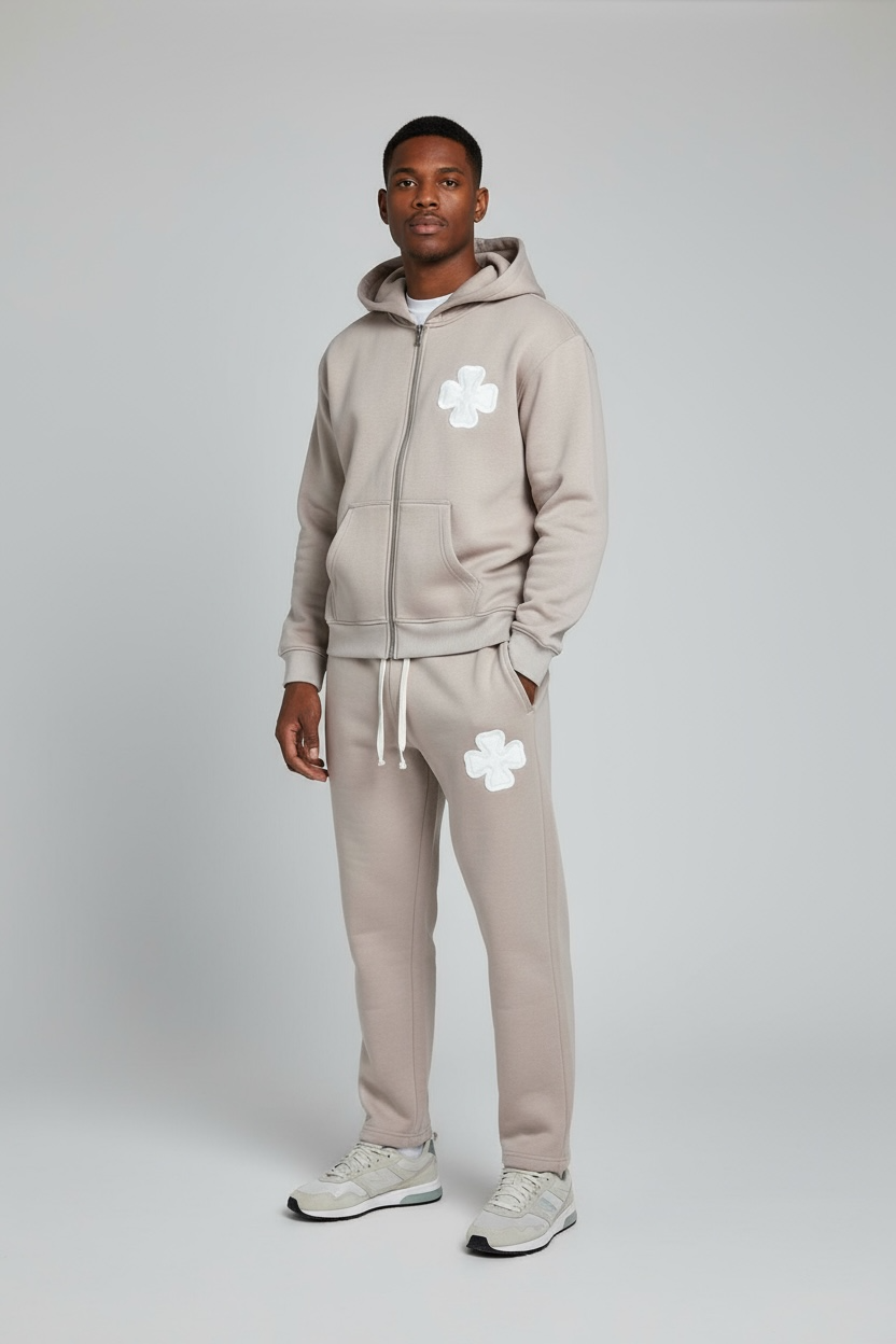 ENSEMBLE CLOVER (HOODIE + JOGGING) – OVERSIZE BEIGE